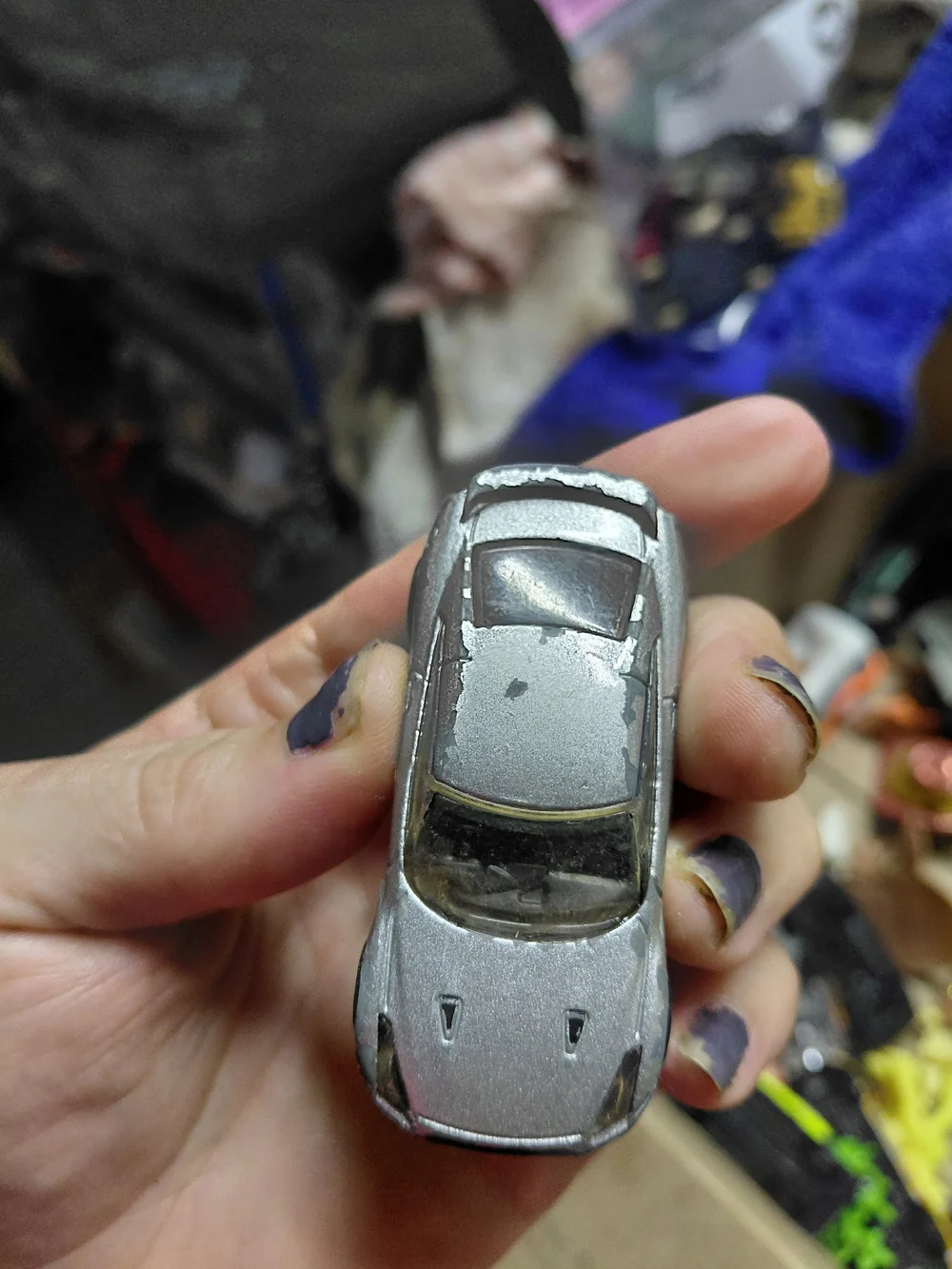 1:64 scale Hot Wheels 2009 Nissan GT-R (R35) die-cast car.